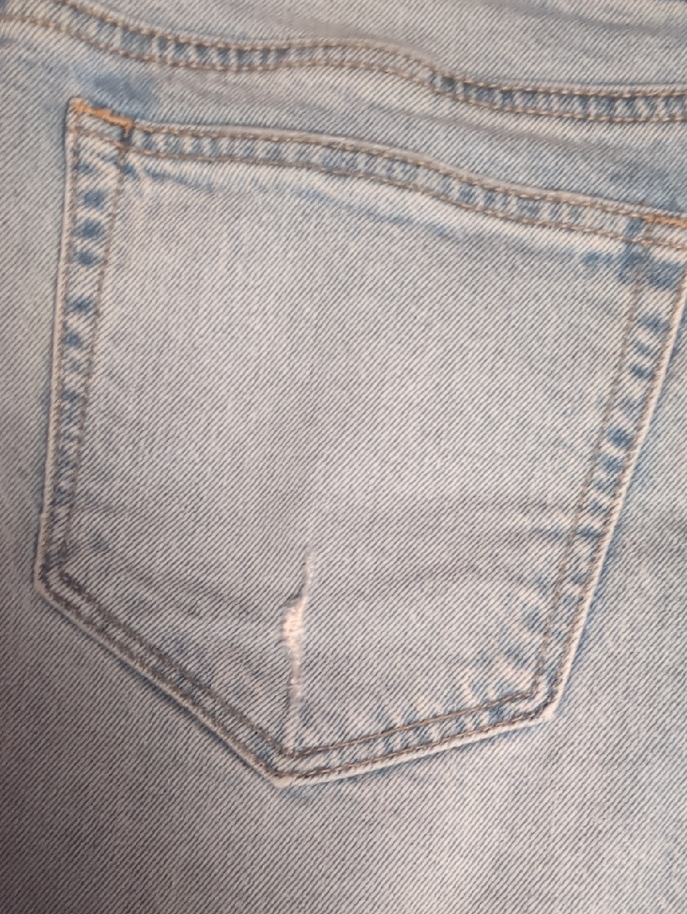 Loft Roll Cuff Light Wash Jean Shorts Size 2 - Picture 7 of 14